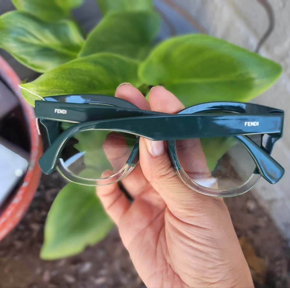 Fendi green sunglasses - Picture 6 of 10